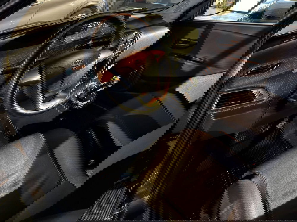 Lancia Ypsilon usata a Salerno (12)