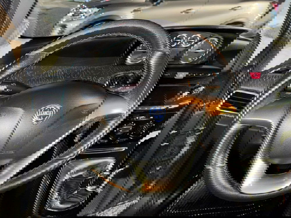 Lancia Ypsilon usata a Salerno (14)