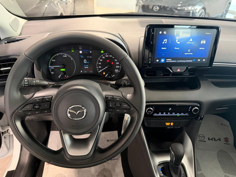 Mazda Mazda2 Hybrid nuova a Napoli (11)