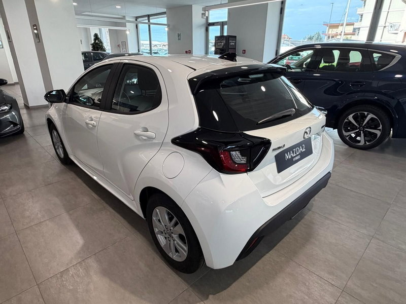 Mazda Mazda2 Hybrid nuova a Napoli (4)