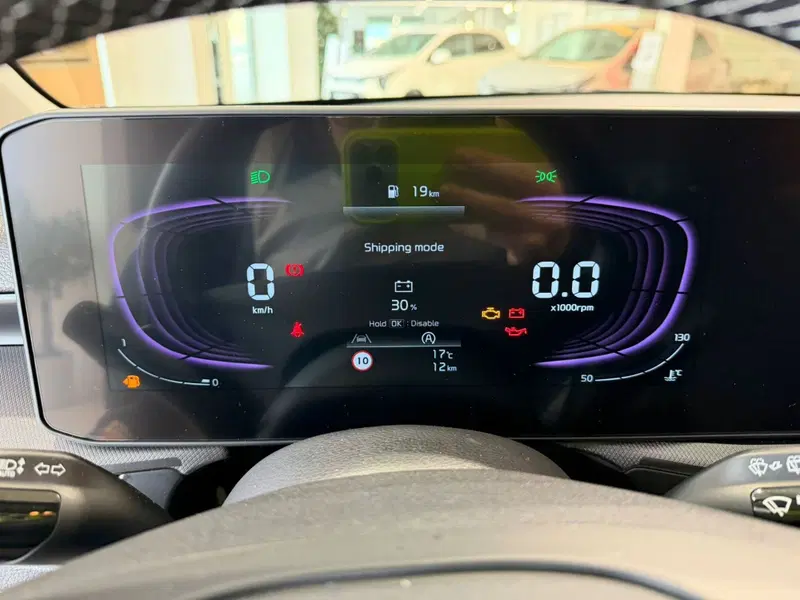 Kia Stonic nuova a Napoli (11)