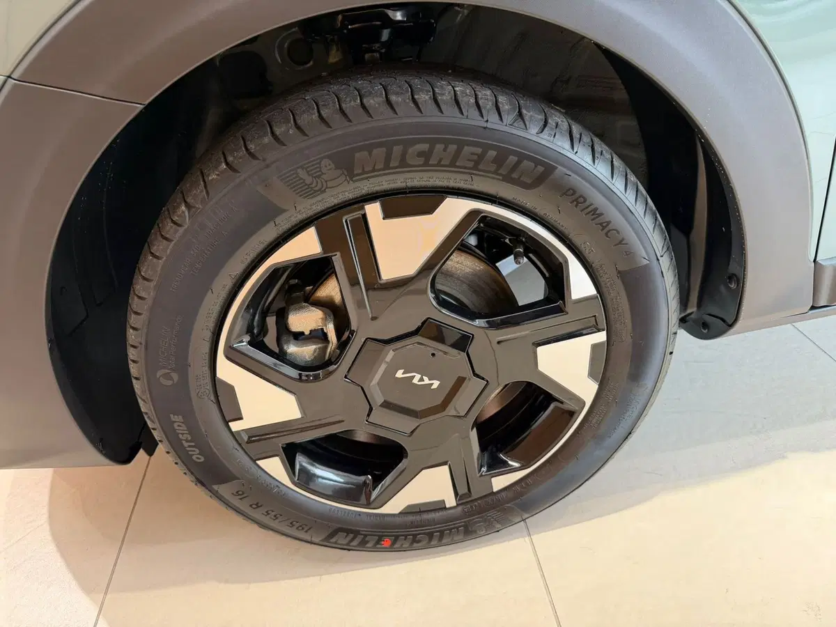 Kia Stonic nuova a Napoli (17)
