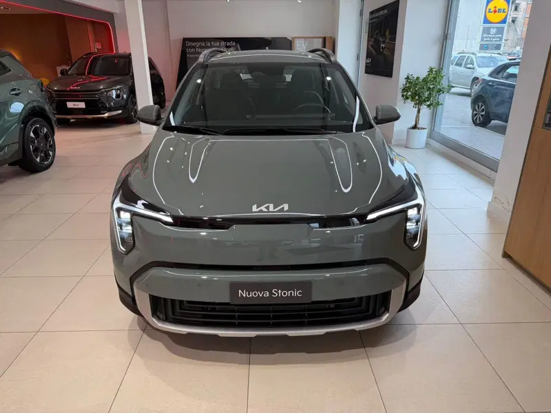 Kia Stonic nuova a Napoli (3)