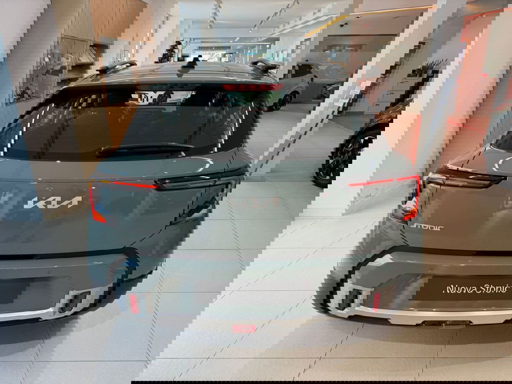 Kia Stonic nuova a Napoli (6)