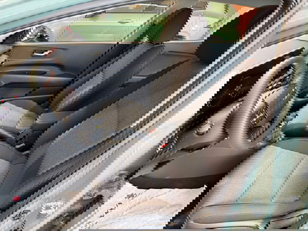 Kia Stonic nuova a Napoli (7)