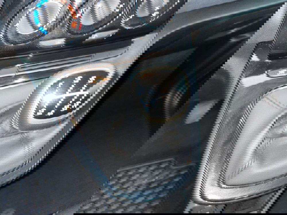 Lancia Ypsilon usata a Torino (13)