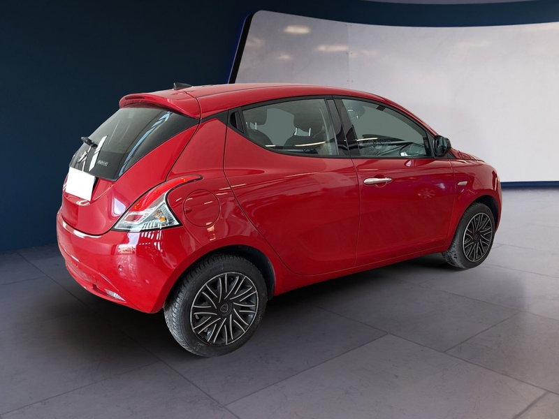 Lancia Ypsilon usata a Torino (4)