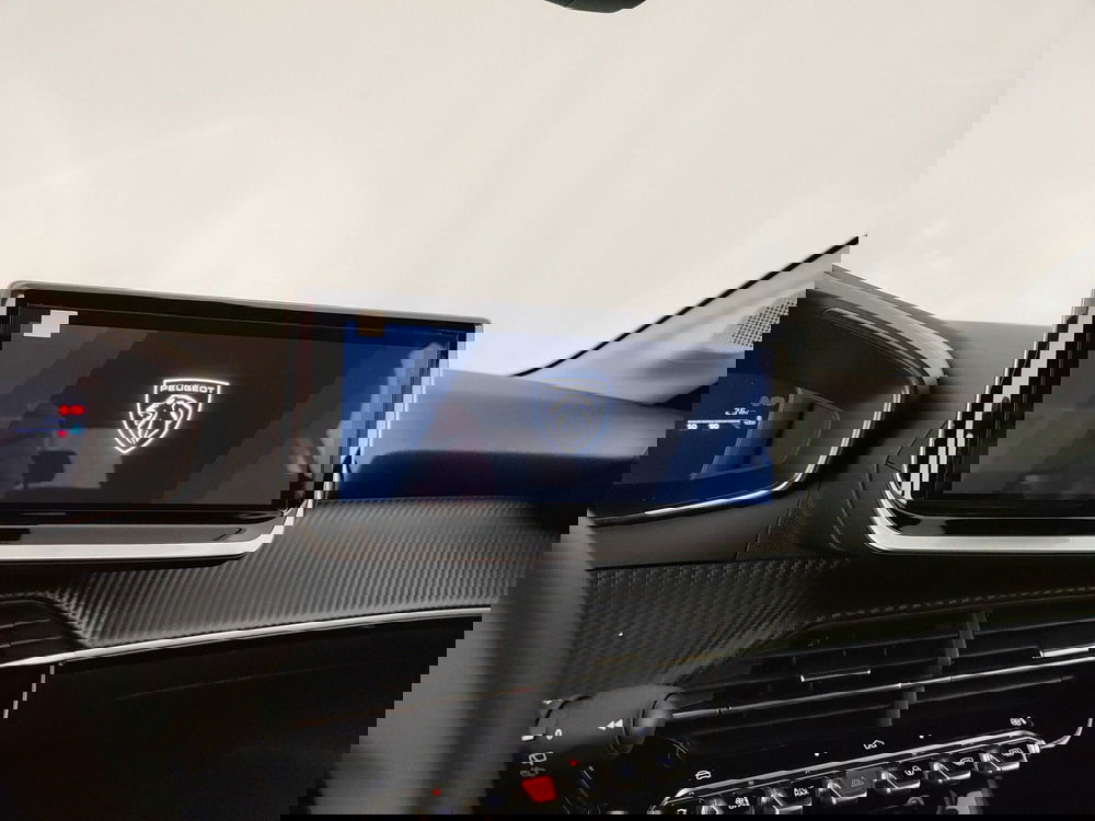 Peugeot 208 nuova a Caserta (20)