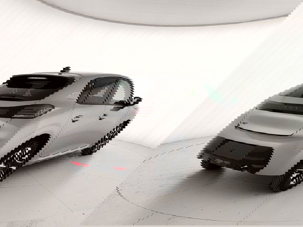 Peugeot 208 nuova a Caserta (6)