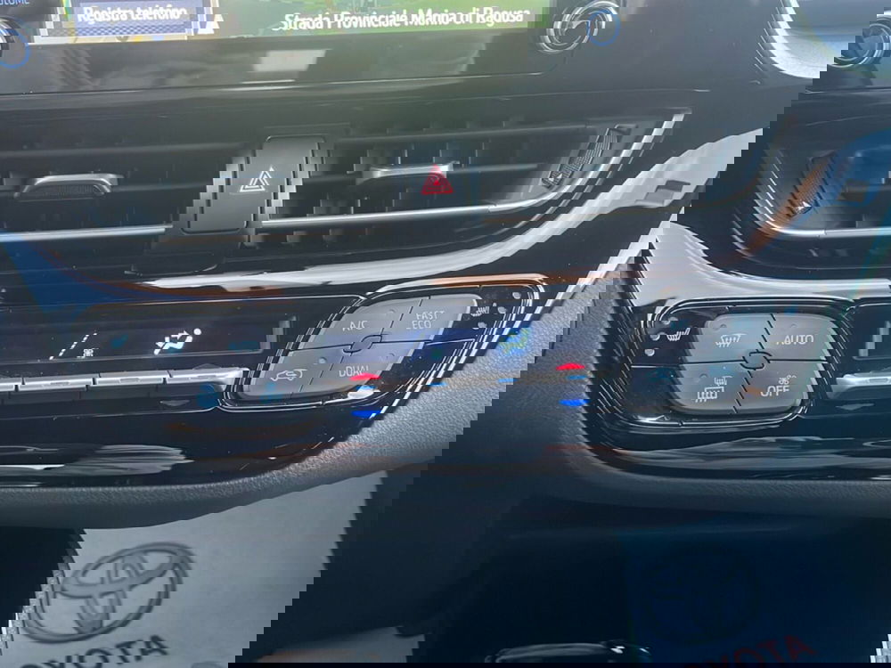 Toyota Toyota C-HR usata a Catania (15)