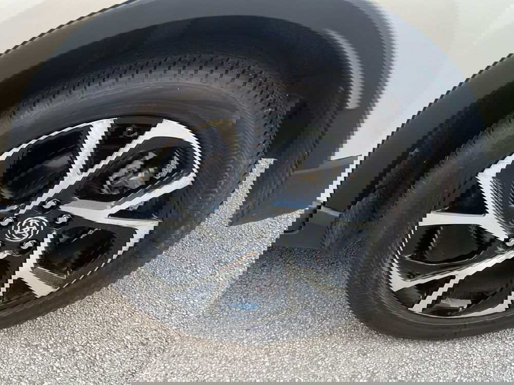 Toyota Toyota C-HR usata a Catania (6)