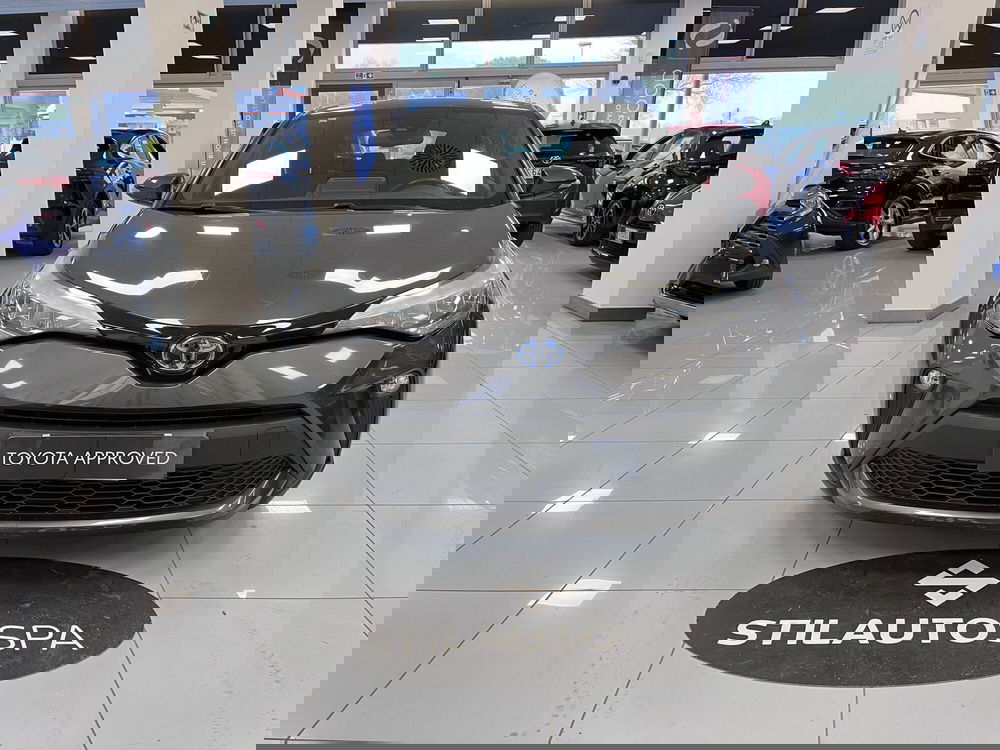 Toyota Toyota C-HR usata a Prato (2)
