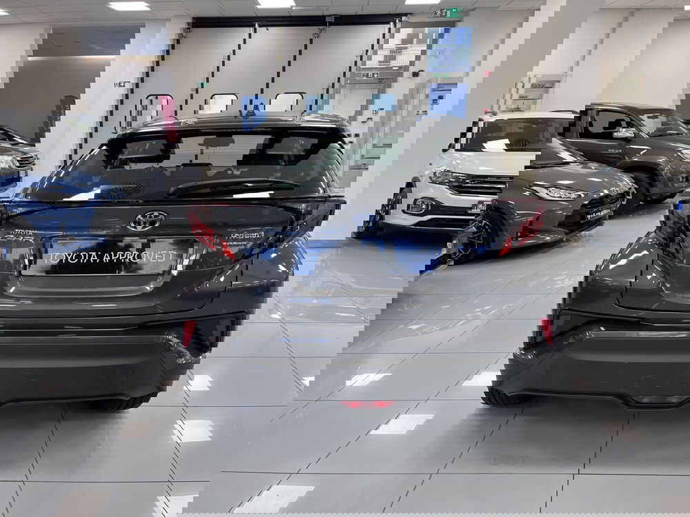 Toyota Toyota C-HR usata a Prato (5)