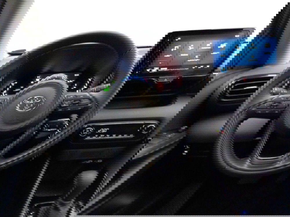 Toyota Yaris usata a Milano (9)