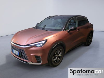 Lexus LBX 1.5 hybrid Cool 4wd del 2024 usata a Milano