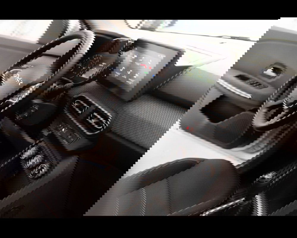 Dacia Jogger usata a Treviso (13)