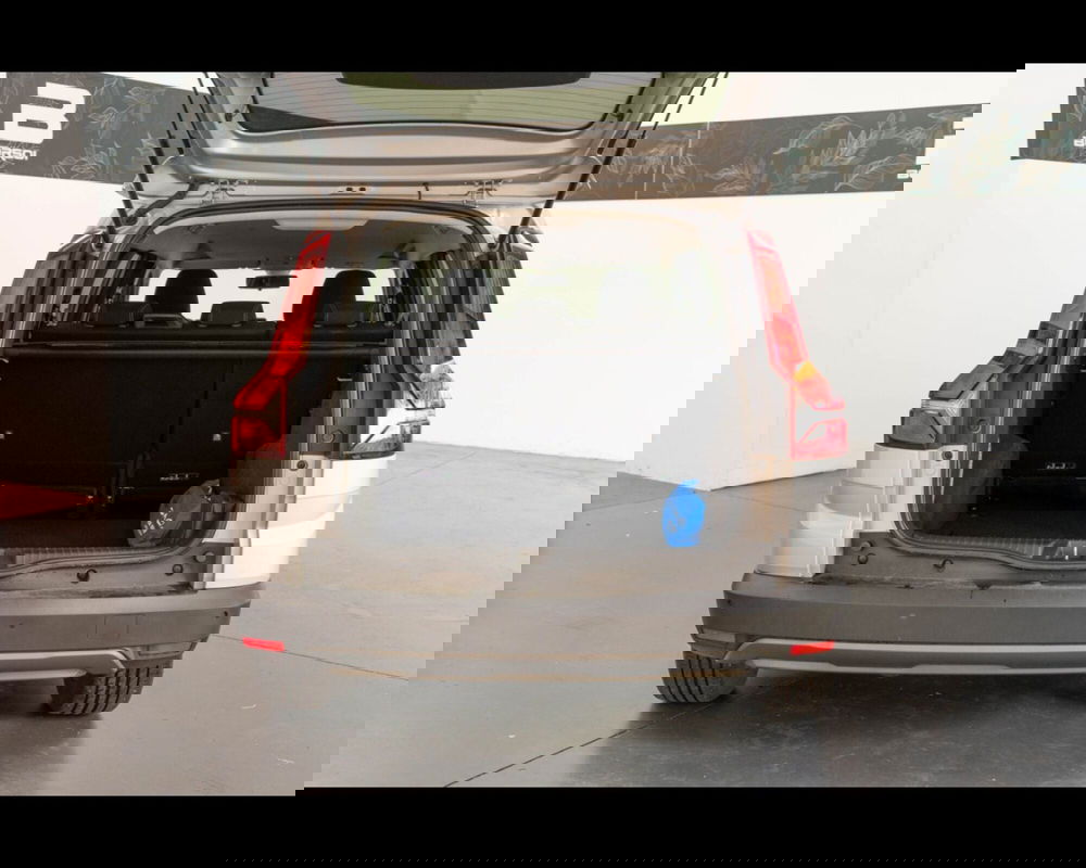 Dacia Jogger usata a Treviso (16)