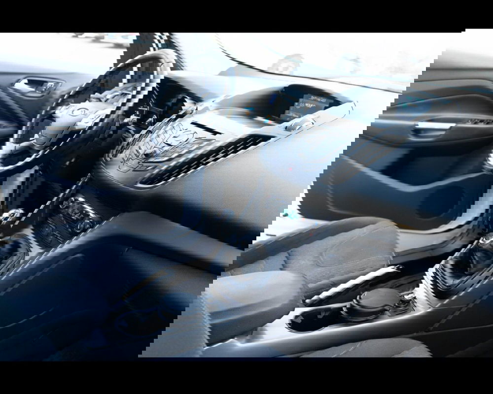 Ford Kuga usata a Treviso (13)