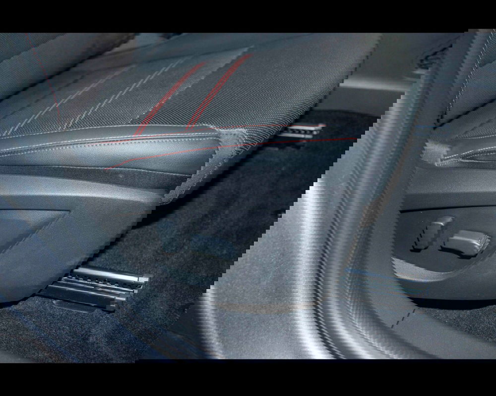 Renault Arkana usata a Venezia (15)