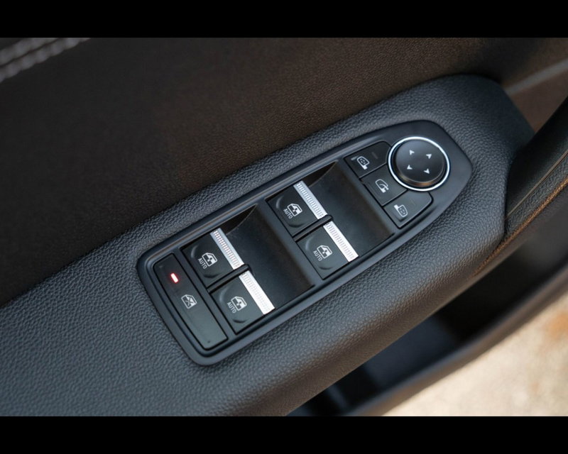 Renault Captur usata a Treviso (18)