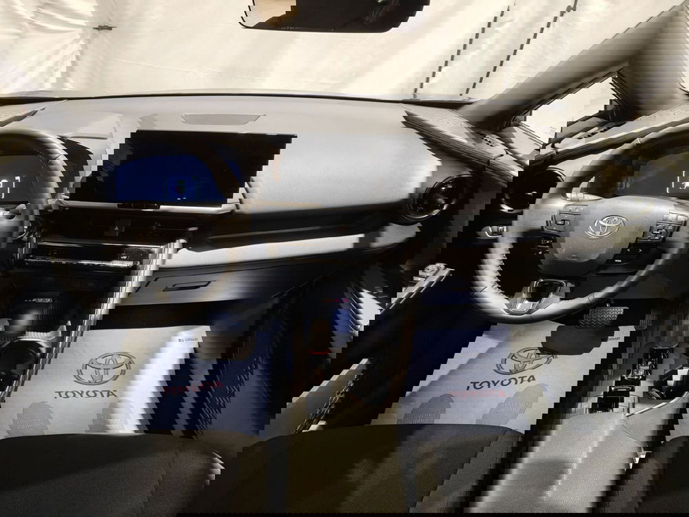 Toyota Toyota C-HR usata a Roma (8)