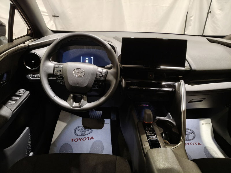 Toyota Toyota C-HR usata a Roma (9)