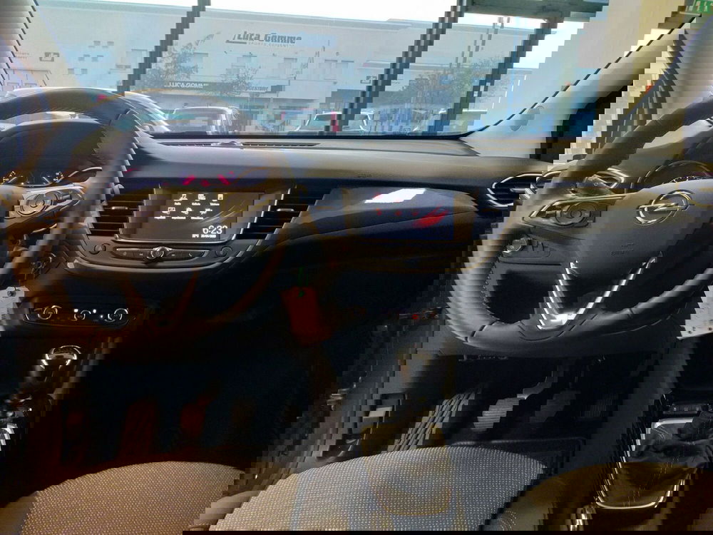 Opel Crossland nuova a Reggio Emilia (15)