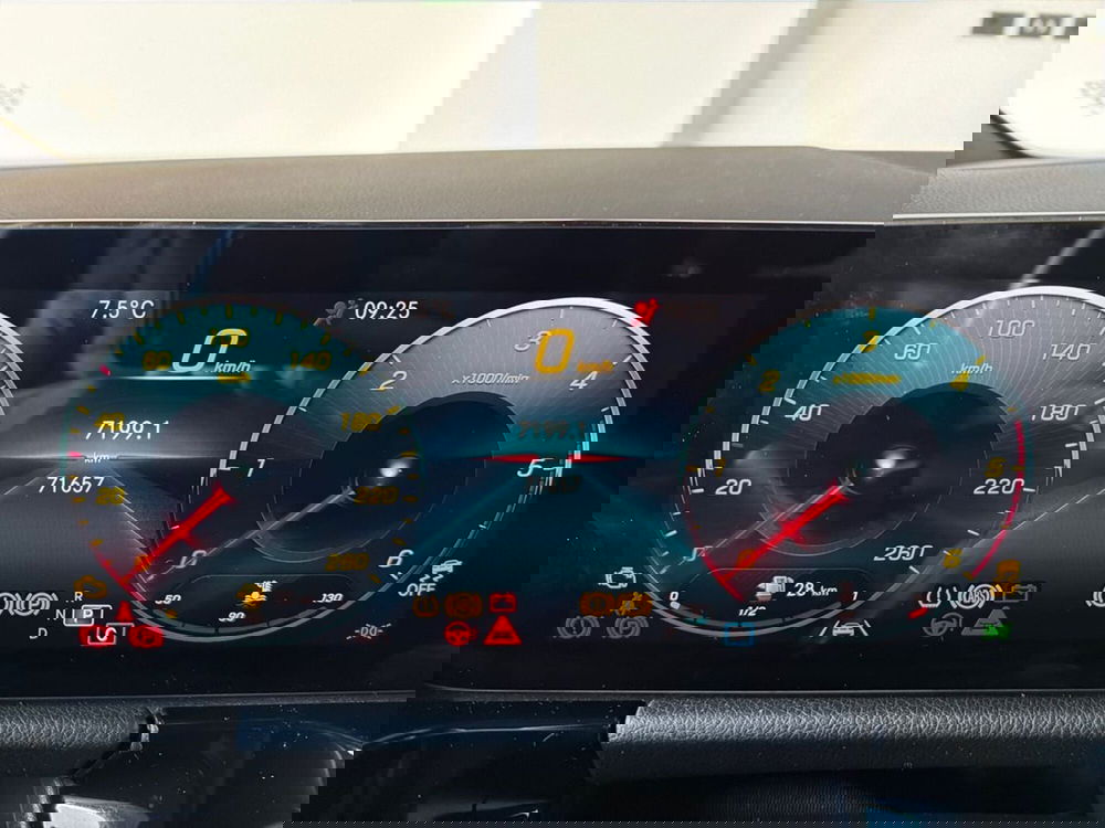 Mercedes-Benz GLA SUV usata a Bergamo (13)