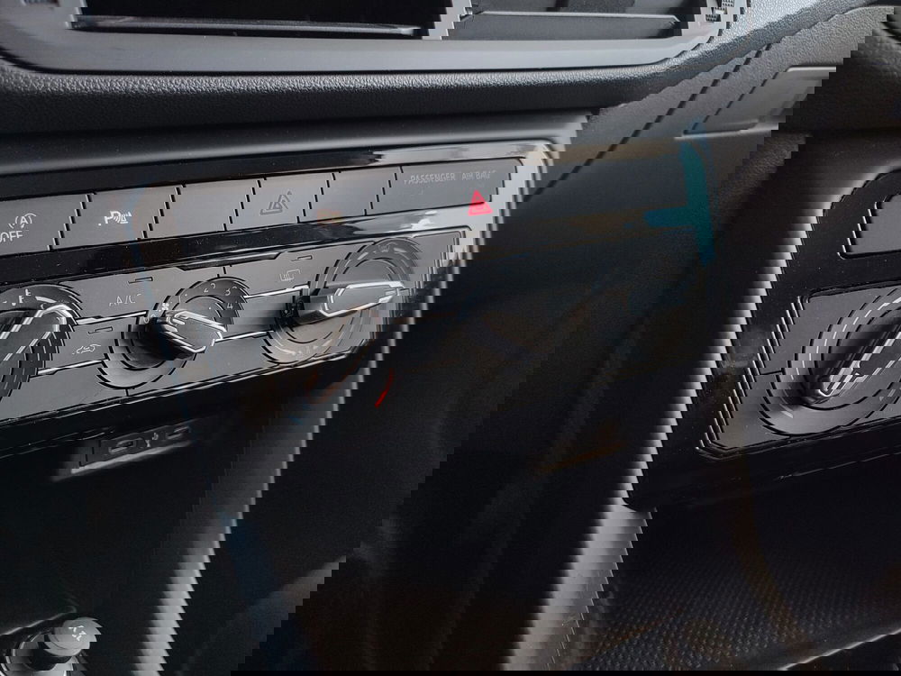 Volkswagen T-Cross usata a Palermo (14)