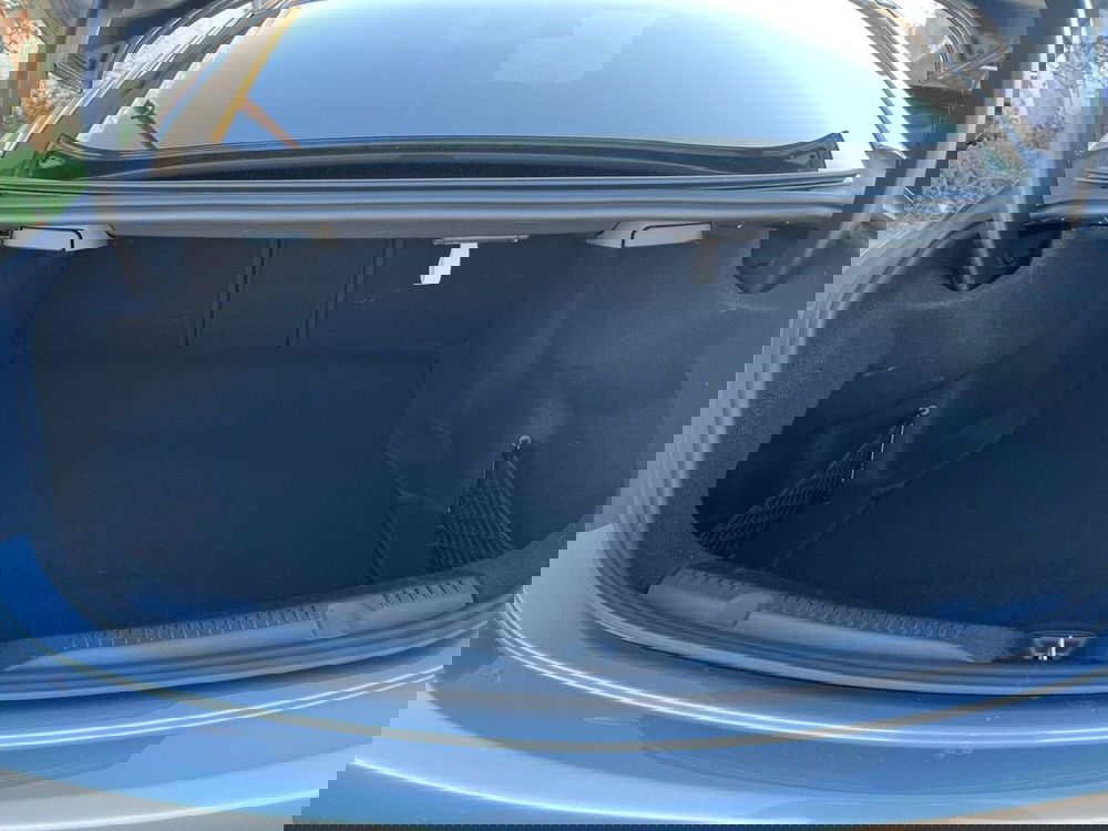 Mercedes-Benz Classe E Coupé usata a Bari (8)