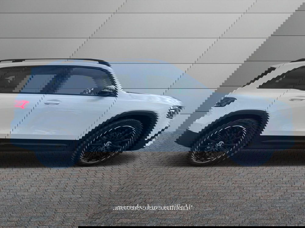 Mercedes-Benz GLB usata a Bari (5)