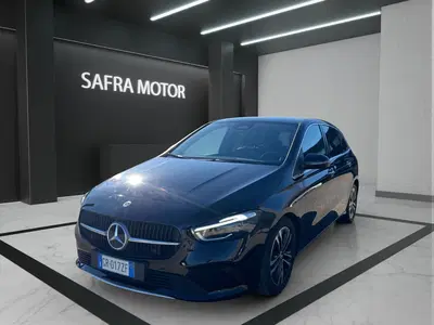 Mercedes-Benz Classe B 180 d Progressive Advanced auto del 2023 usata a Rende