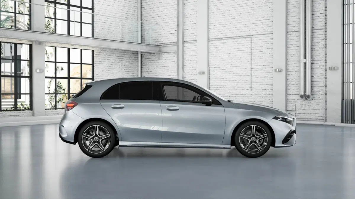 Mercedes-Benz Classe A nuova a Pescara (4)