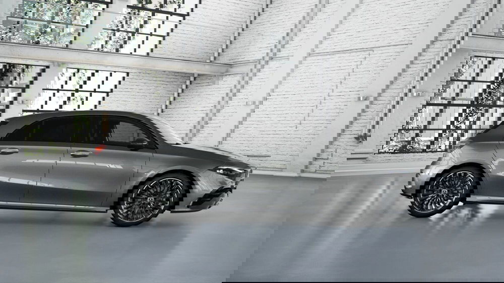 Mercedes-Benz Classe A nuova a Pescara (4)