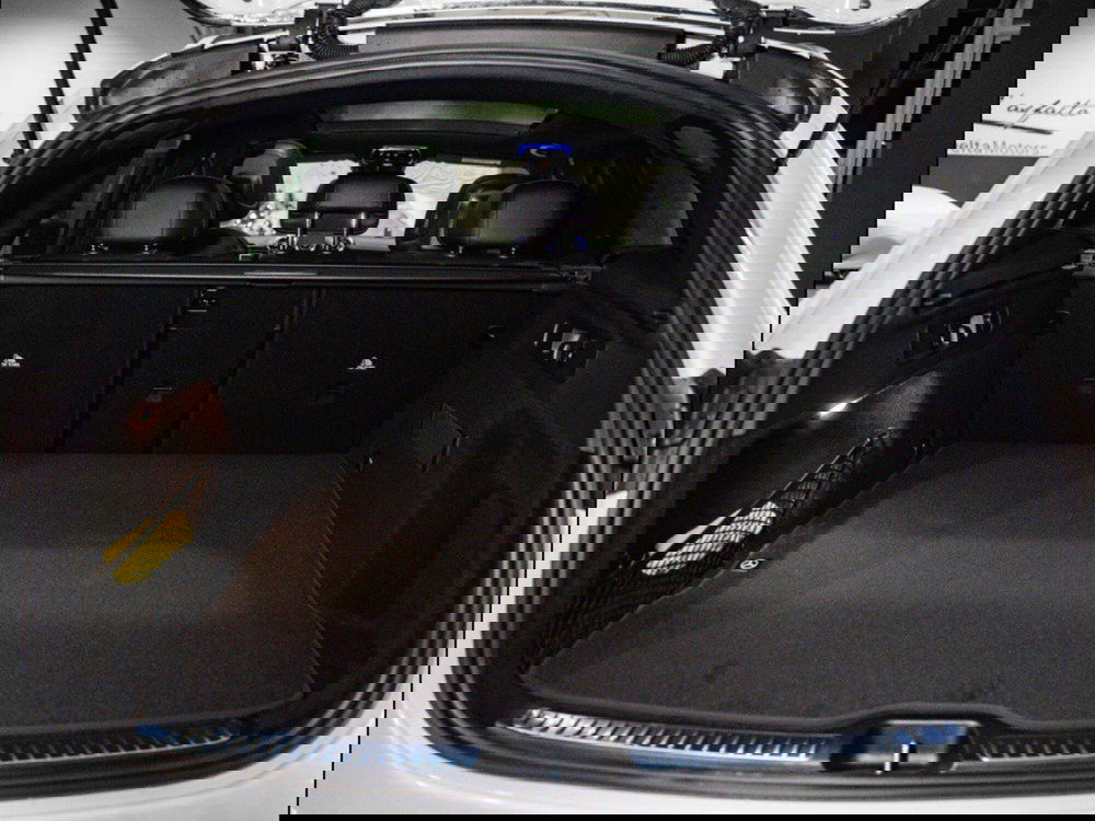 Mercedes-Benz GLC SUV nuova a Rimini (10)