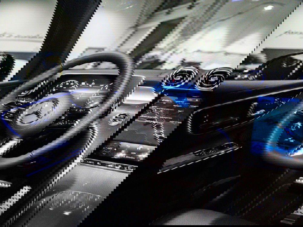 Mercedes-Benz GLC SUV nuova a Rimini (19)