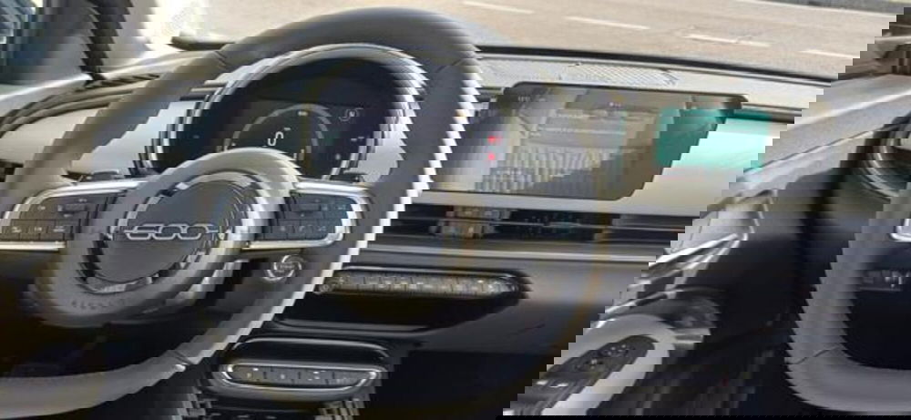 Fiat 600 nuova a Padova (15)