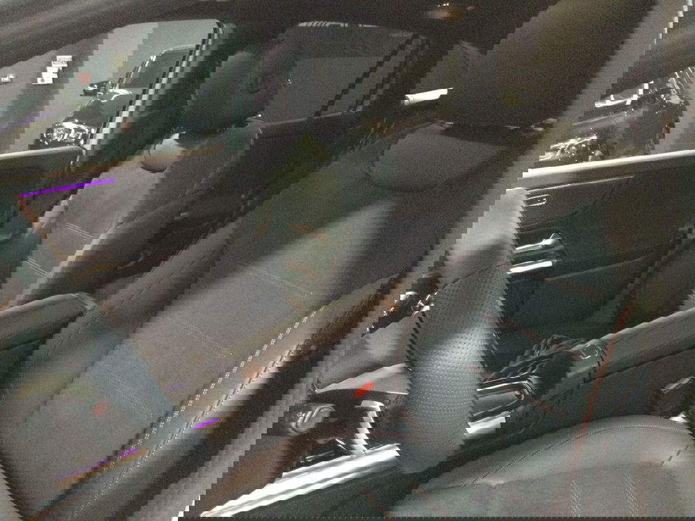 Mercedes-Benz GLA SUV nuova a Caserta (13)