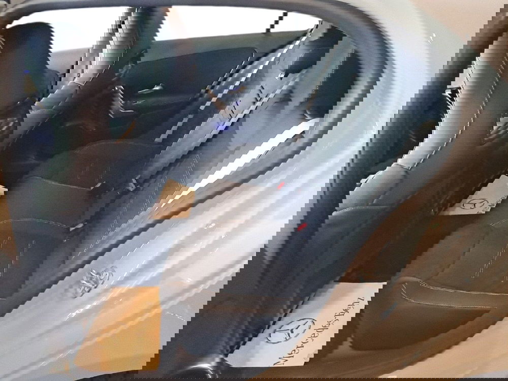 Mercedes-Benz Classe A nuova a Salerno (10)