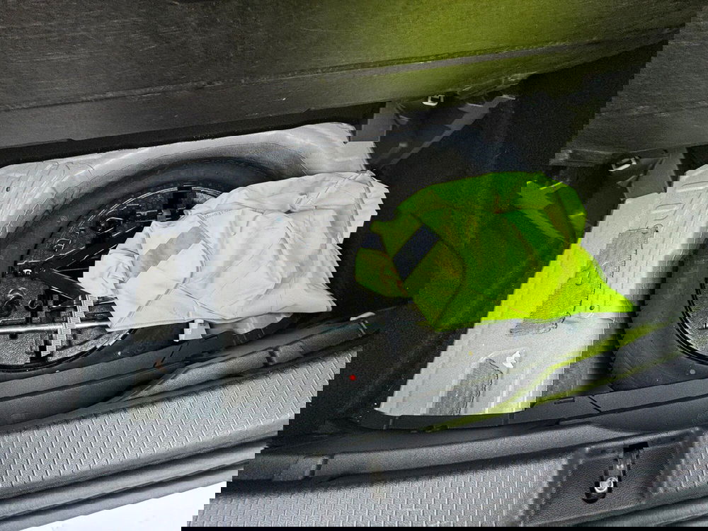 Volkswagen T-Cross usata a Pavia (12)