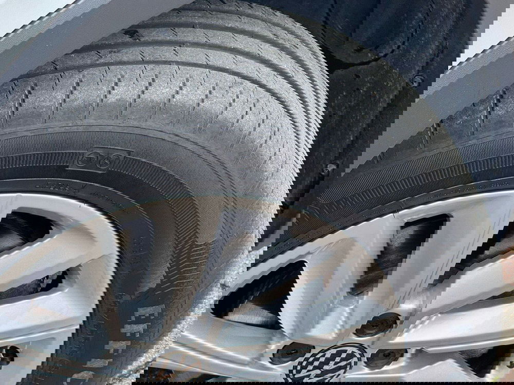 Volkswagen T-Cross usata a Pavia (5)