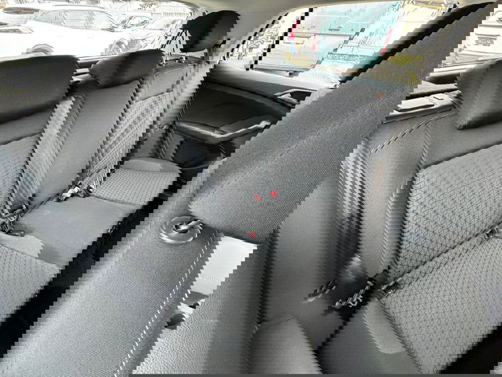 Volkswagen T-Cross usata a Pavia (7)