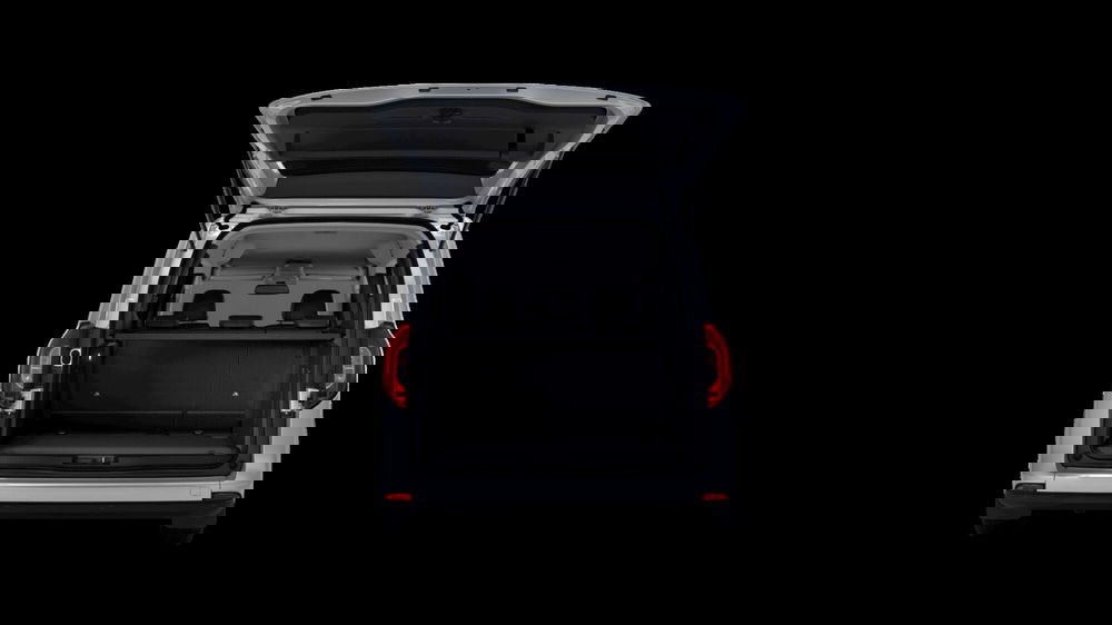 Mercedes-Benz Classe T nuova a Milano (5)