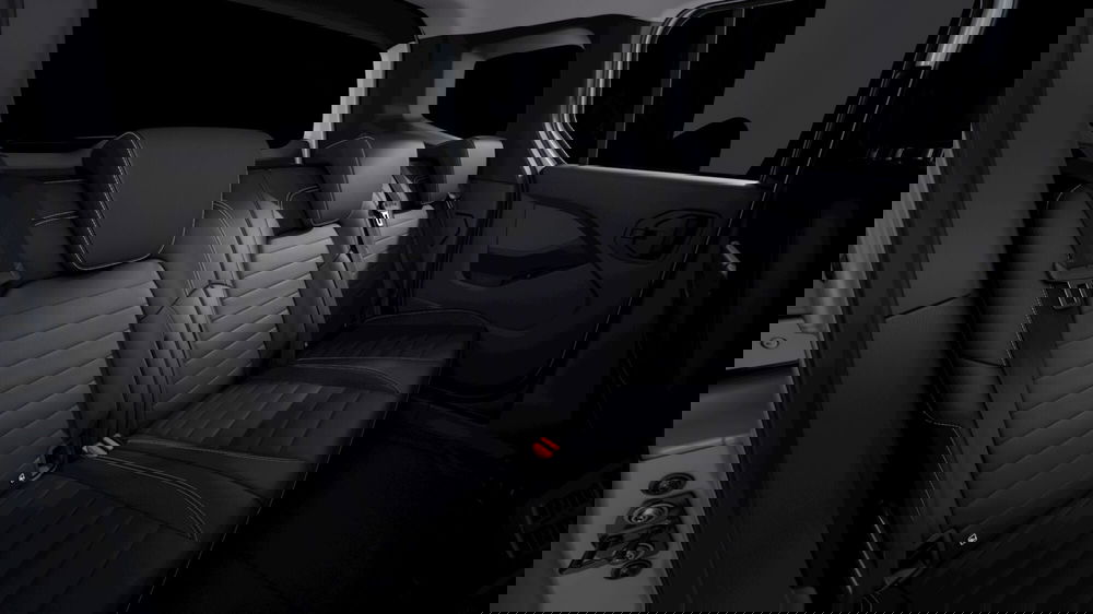 Mercedes-Benz Classe T nuova a Milano (8)