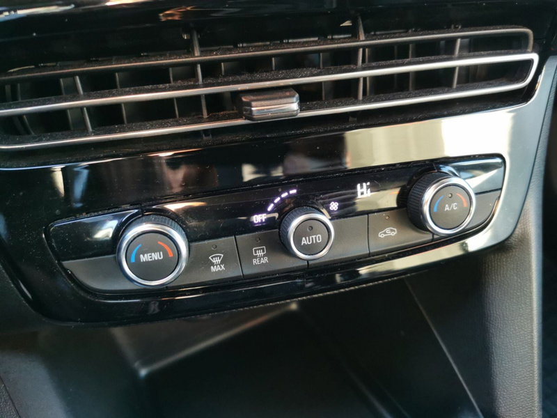 Opel Mokka usata a Brindisi (12)