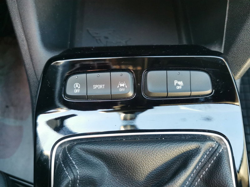 Opel Mokka usata a Brindisi (15)