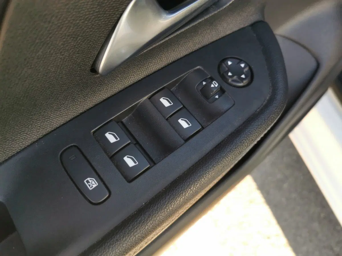Opel Mokka usata a Brindisi (19)