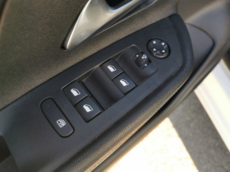 Opel Mokka usata a Brindisi (19)