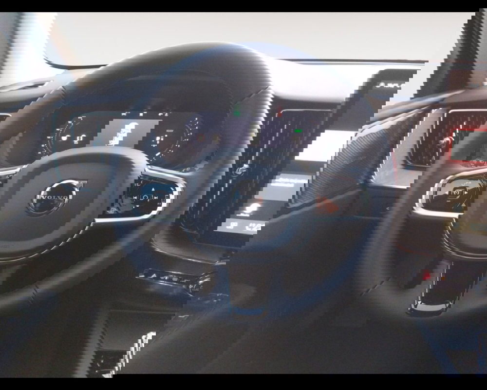 Volvo XC60 nuova a Bologna (10)