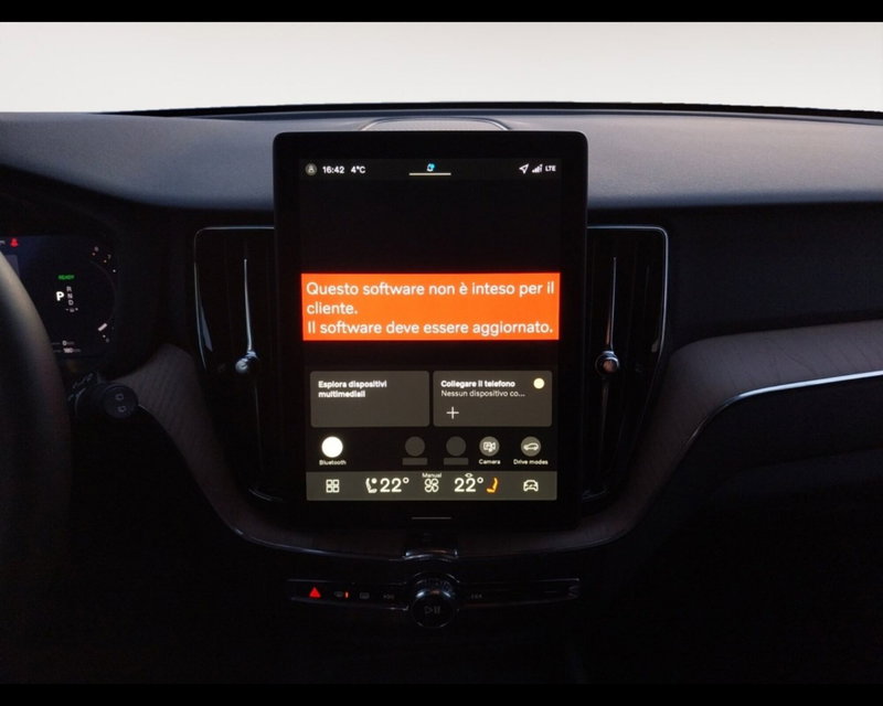 Volvo XC60 nuova a Bologna (12)